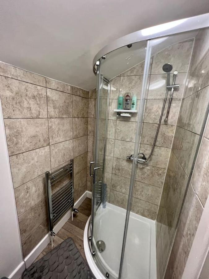 4 Bedroom Terrace House Wellingborough Εξωτερικό φωτογραφία